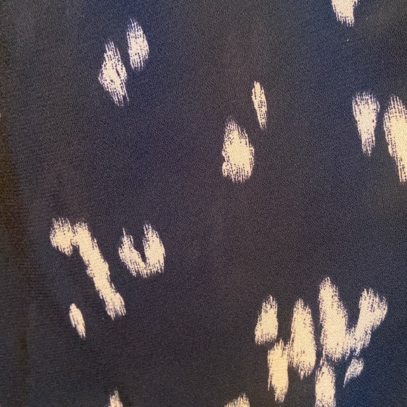 Lush 3/4 sleeve blouse - Picture 3 of 3